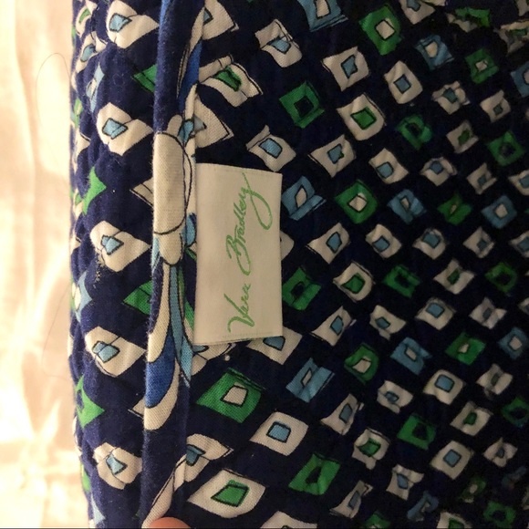 EUC Vera Bradley lunch sack - Picture 2 of 3